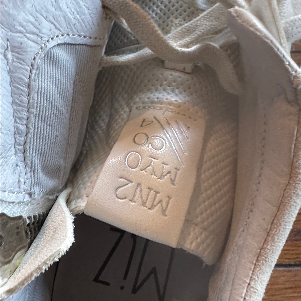 Miz mooz - size 8 Mi High-Top Sneakers in Cream and White- - Picture 4 of 8